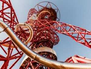 המגלשה במגדל אורביט לונדון 2022 - כרטיסים, מחירים ומידע נוסף