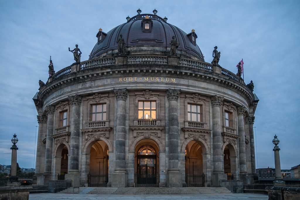 אי המוזיאונים בברלין 2022 - כך תקנו כרטיס אחד בזול לכל המוזיאונים!