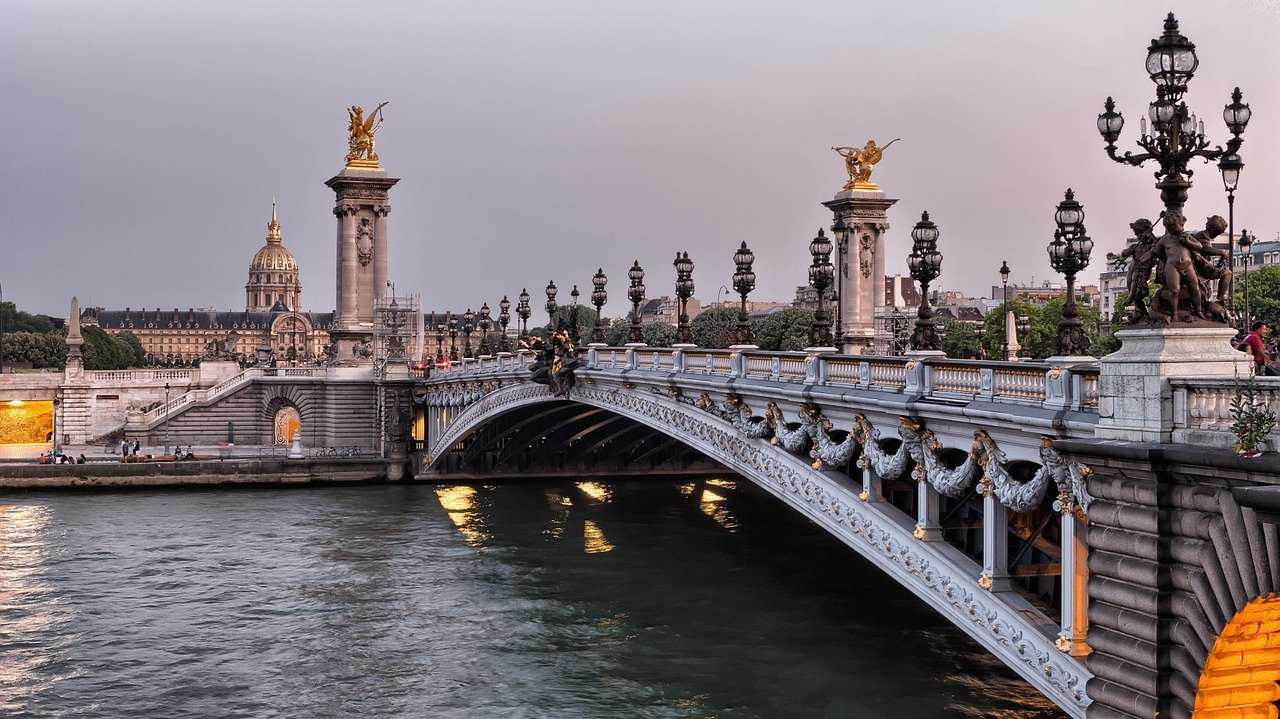 גשר אלכסנדר השלישי בפריז - כל מה שחשוב לדעת!