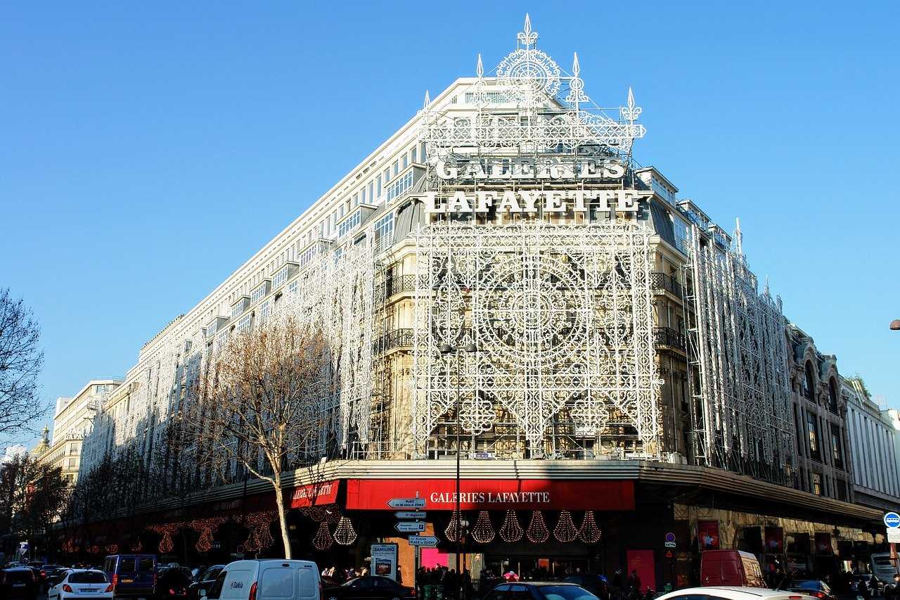 גאלרי לפאייט בפריז ב-2023 - כל מה שצריך לדעת על הקניון המפורסם בעולם