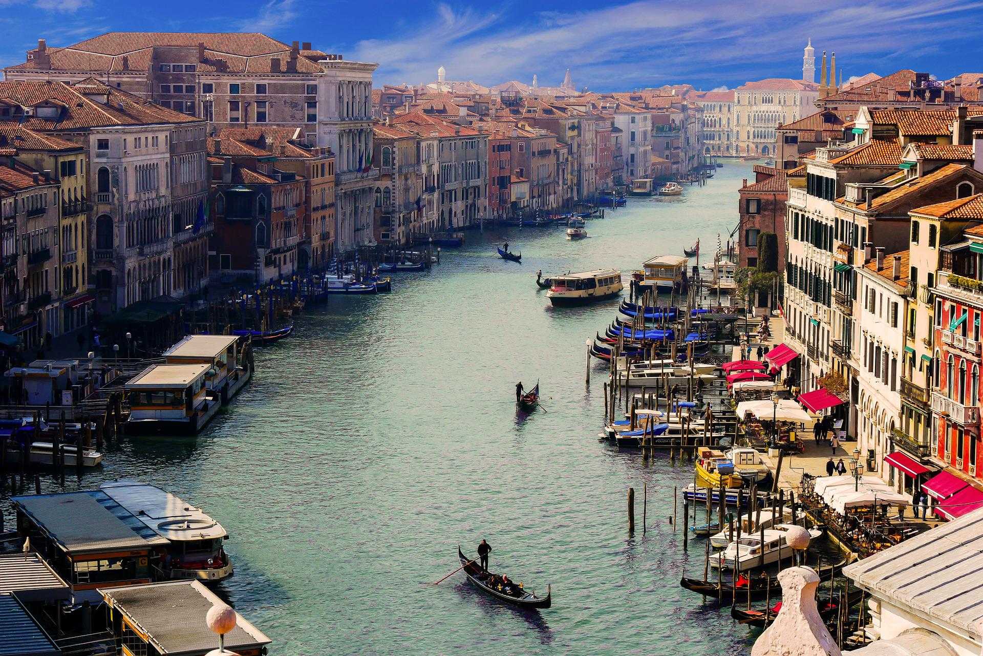 מלונות מומלצים בונציה 2023 - המלונות שכבשו את המטיילים ברשת!