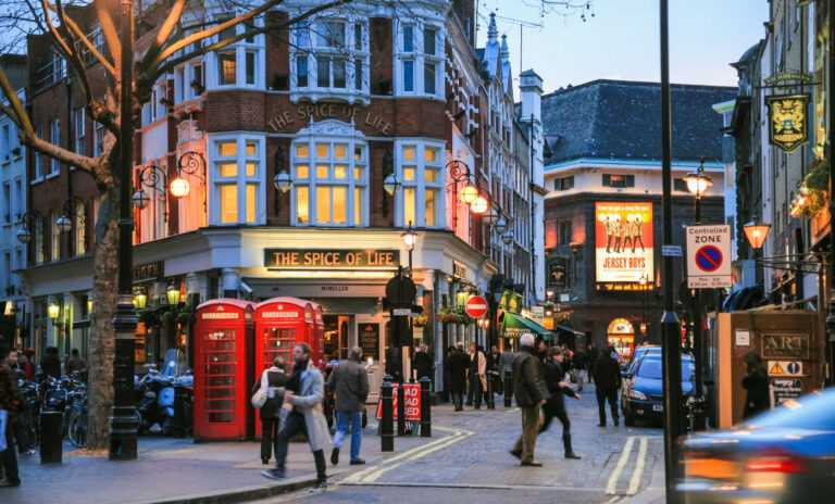 סוהו לונדון - מלונות מומלצים, אטרקציות, חנויות שוות ועוד